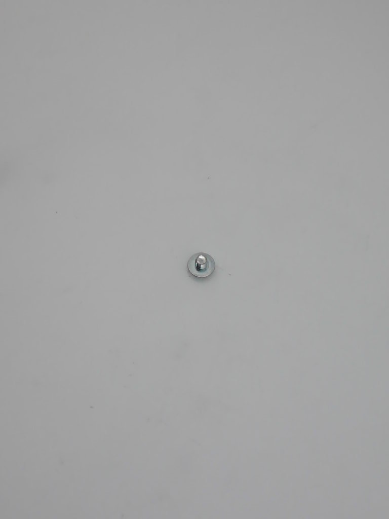 Schraube M4x5